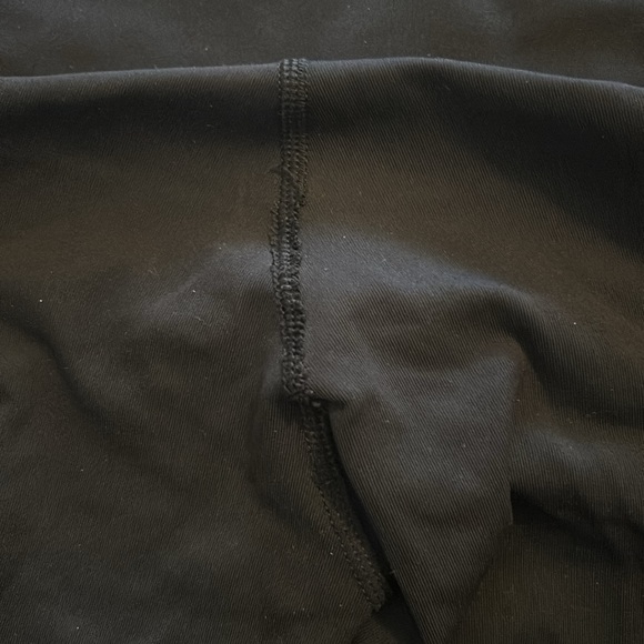Lululemon size 0 Wunder Under High Rise Black Leggings - Picture 6 of 6